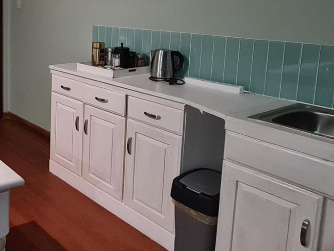 Others 5, Emmaus Double Room, Mangaung