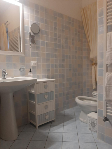 Bathroom 4, Residenza Erbaluna, Verbano-Cusio-Ossola