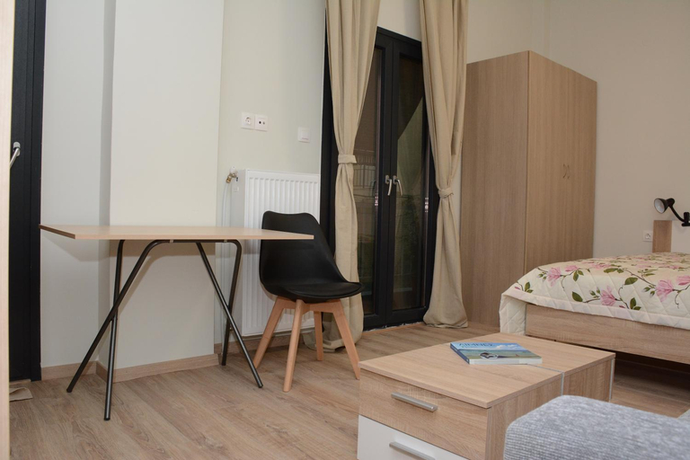 Facilities 5, Happy Haris Place, Central Macedonia
