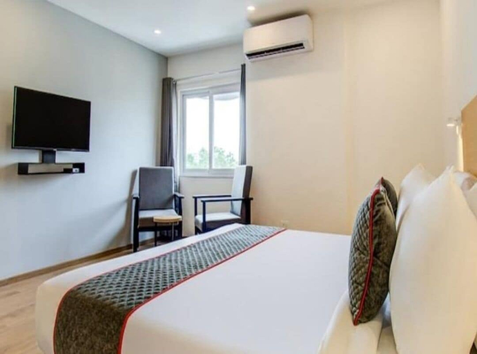 Bedroom 3, Hotel Neelkanth Inn, Ahmadabad