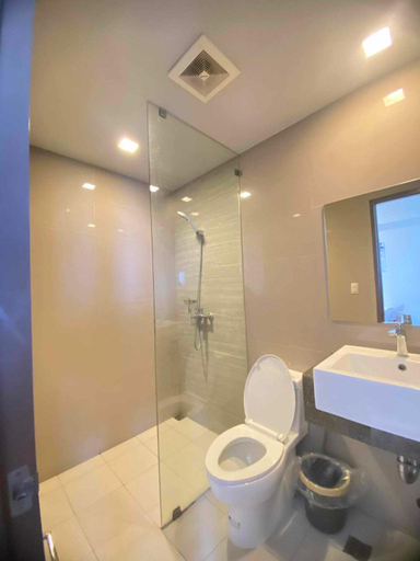 Bathroom 5, The Mactan Newtown, Lapu-Lapu City
