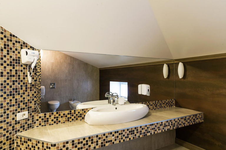 Others 2, Minihotel Monarkh, Cherepovetskiy rayon