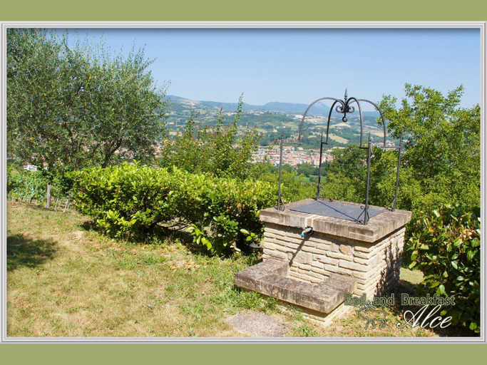 Others 2, B&B Alce, Macerata