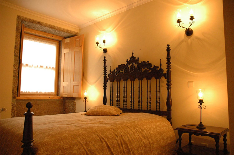 Others 5, Casa Avo Alice, Seia