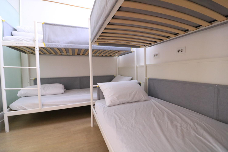Bedroom 14