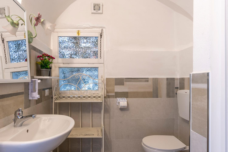 Bedroom 4, Agriturismo Il Vecchio Mulino, Imperia