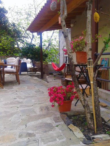 Others 4, Casas Botelho Elias, Alijó