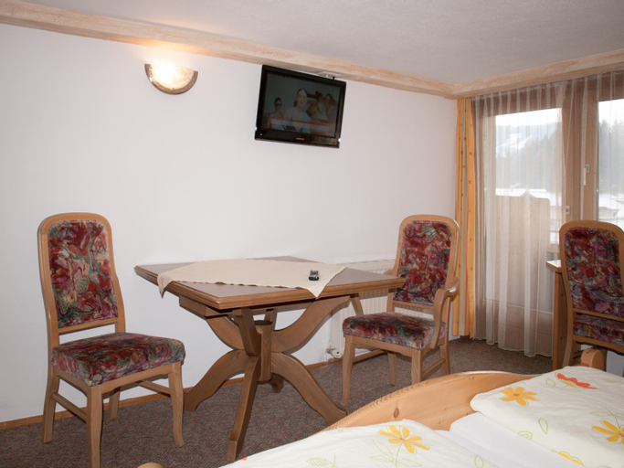 Bedroom 2, Pension Handle, Kufstein