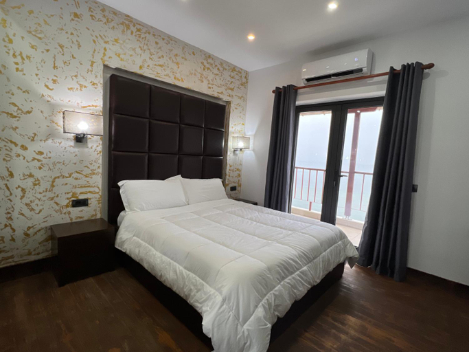 Bedroom 9
