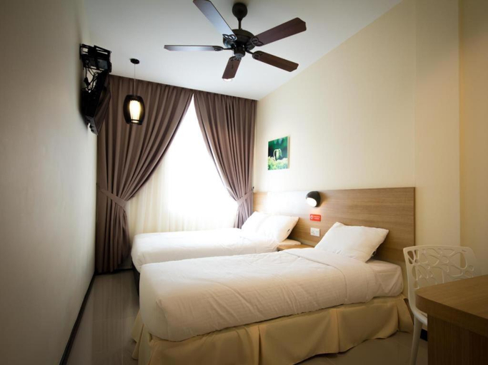 Bedroom 14