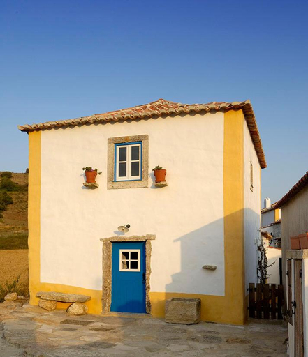 Others 3, Aldeia da Mata Pequena, Mafra