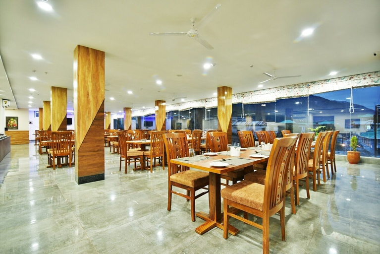 Food & Drinks 4, DHAULADHAR HILLS RESORTS, Kangra
