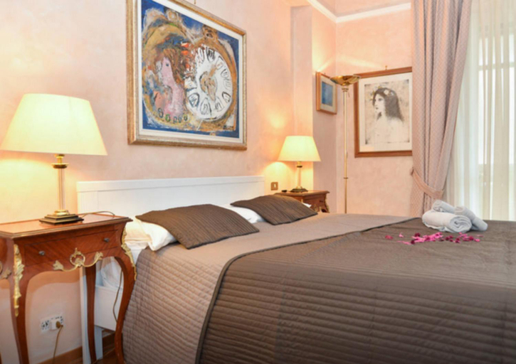 Others 2, B&B Classy Rome, Rome