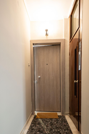 Entrance 2, F & B Collection - Kalamaria Flats, Central Macedonia