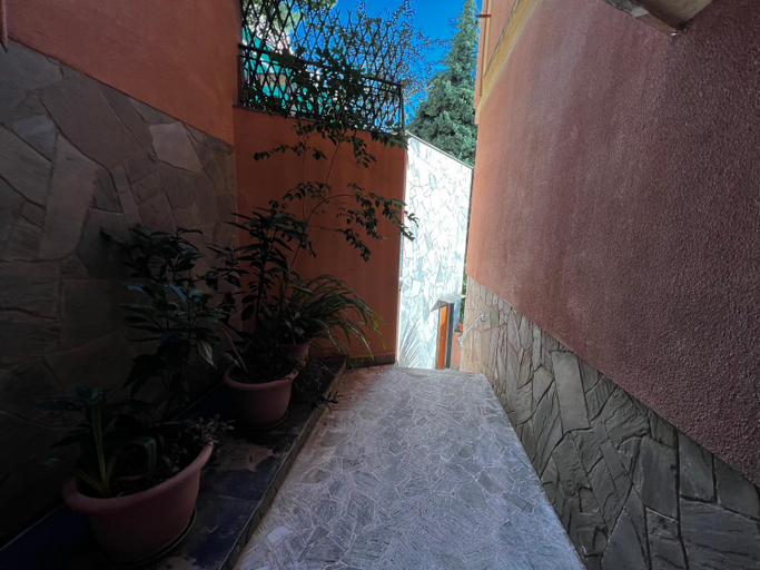 Others 4, House Vanja by Holiday World, Genova