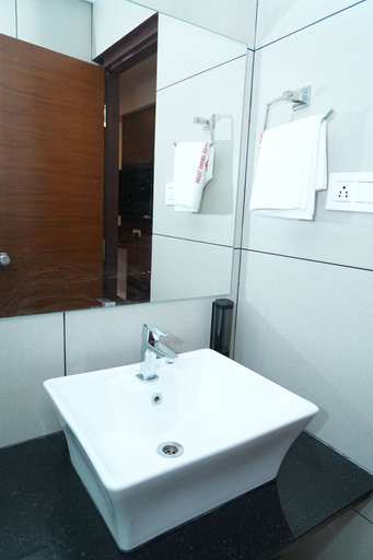 Bathroom 5, Hotel Grand Sigma, Bangalore