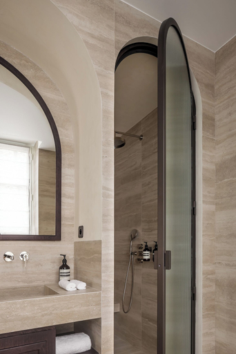 Bathroom 3, HIGHSTAY - Luxury Serviced Apartments - Vendôme, Paris