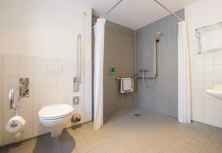 Bathroom 2, Hotel Am Tiefwarensee, Mecklenburgische Seenplatte