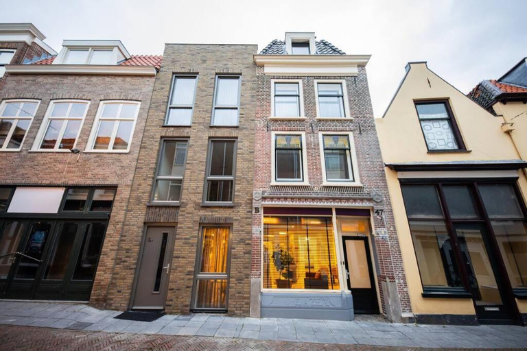 Fancy 70m2 Apartment with Terrace - WE39F, Tiel