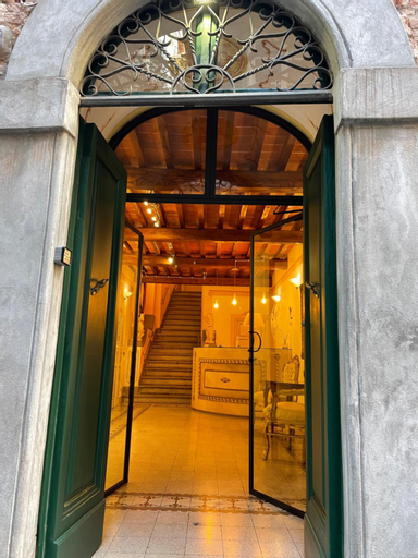 Antica Residenza del Gallo, Lucca