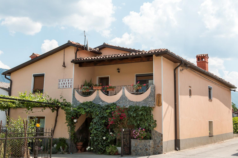 Others 3, APARTMA in SOBE PILIH, Vipava
