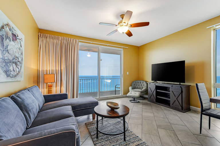 Others 5, Splash Resort, Bay