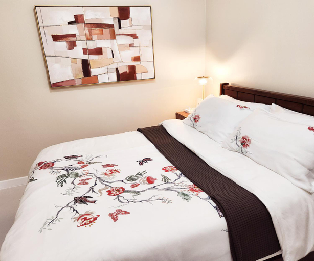 Bedroom 3, Cozy Place with City View @KL Tower Makati, Makati City