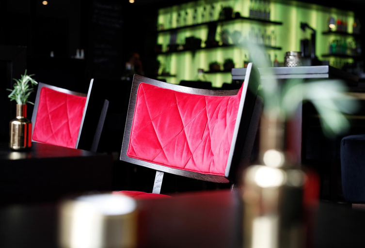 Food & Drinks 4, Konig`s Hotel am Schlosspark, Gütersloh
