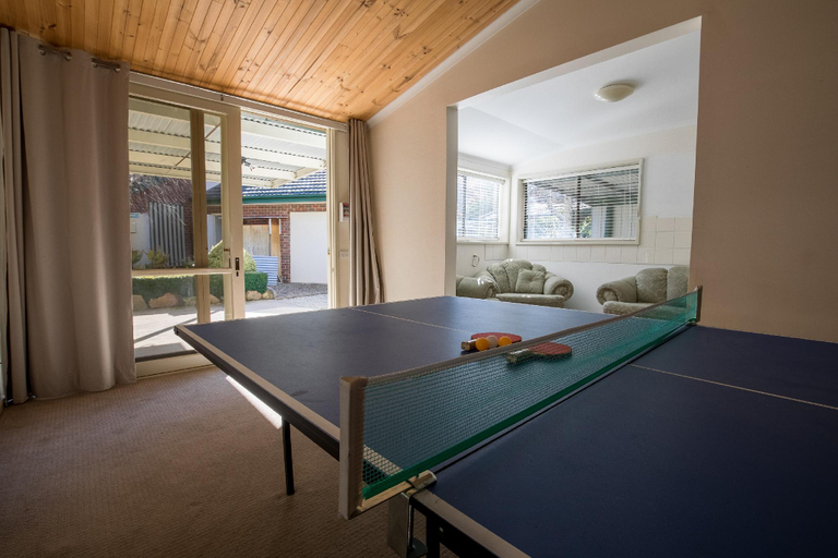Others 4, The Birch House Luxury Accommodation Bright , Alpine - East