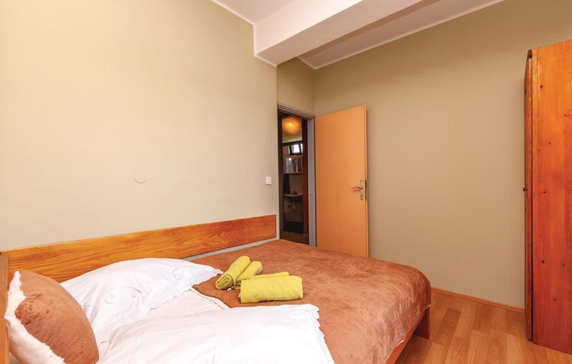 Others 4, Apartmani Mirjana, Šibenik
