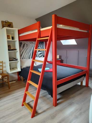 Bedroom 1, Studio au 2e etage de notre maison de ville, Calvados