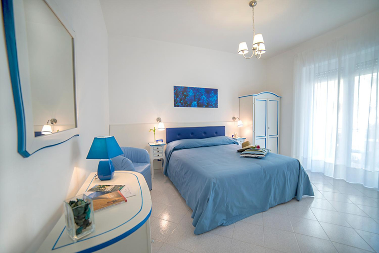 Others 4, B&B Amalba Maiori, Salerno