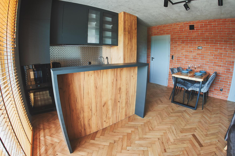 Others 4, Studio Loft Winnica Sopel, Łowicz