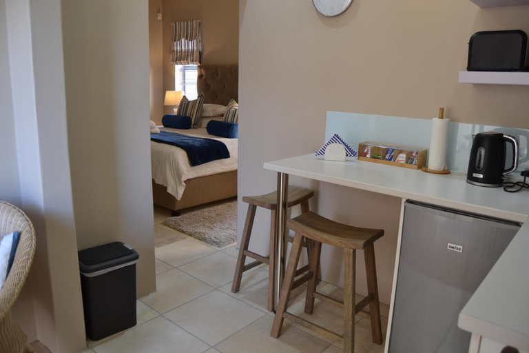 Others 5, Caulfield Self Catering Apartment #SOLAR ENERGY - NO LOADSHEDDING, Nelson Mandela Bay