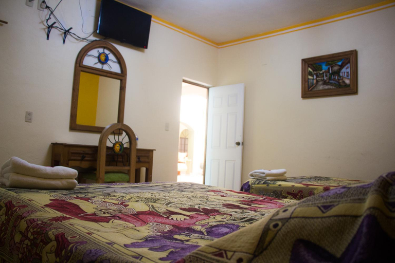 Bedroom 1, Hotel Morelos Colima, Colima