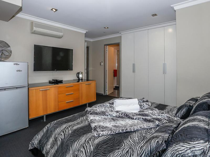 Bedroom 2, New York On King, Perth