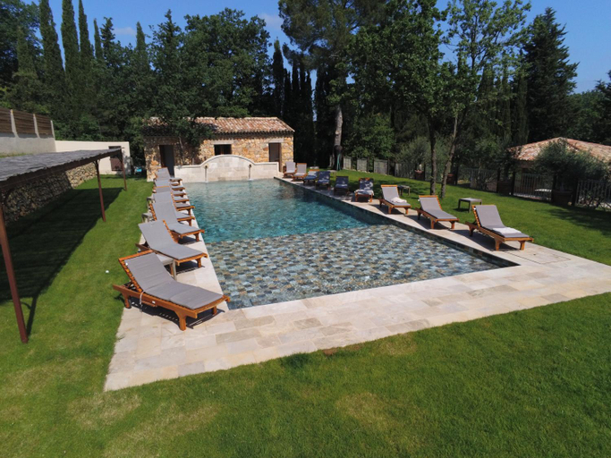 Others 5, Chez Bruno, Var
