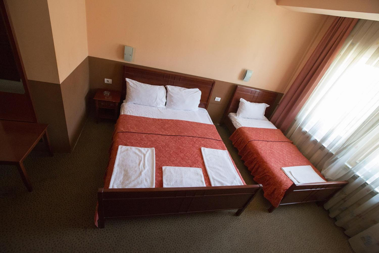 Others 2, Hotel Atlas, Novi Pazar