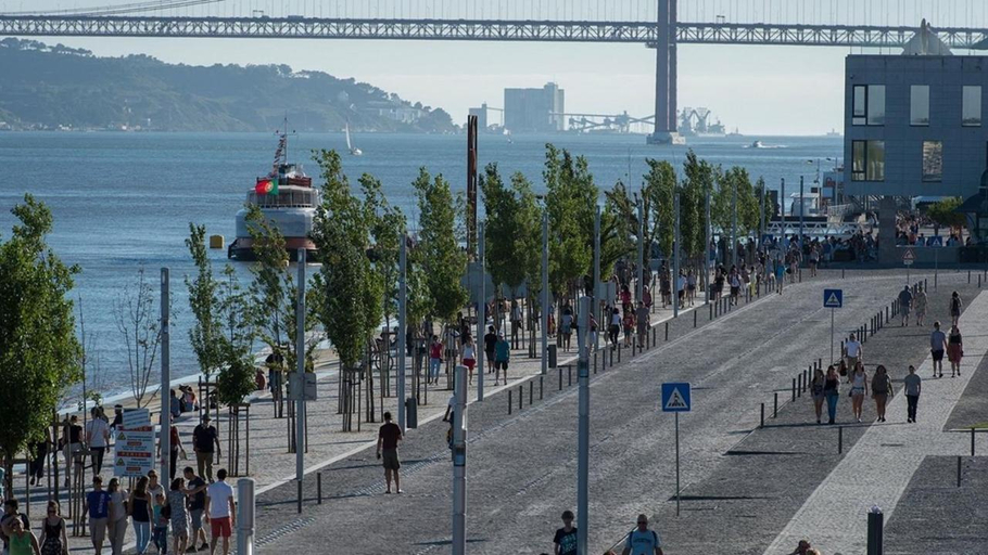 Others 3, Walk'in Sodre, Lisbon