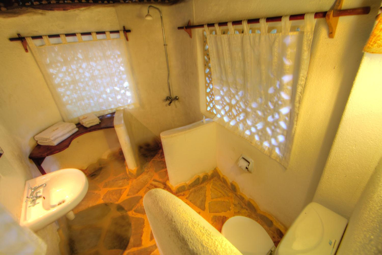 Bathroom, Swahili House Tiwi Beach - Private Oceanfront Boutique Villa Near Diani, Matuga