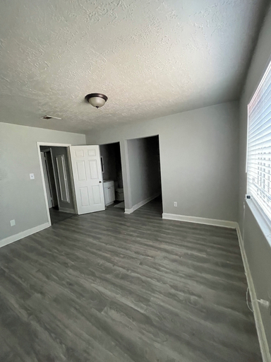 Others 5, 12371 Sharpview Dr, Houston