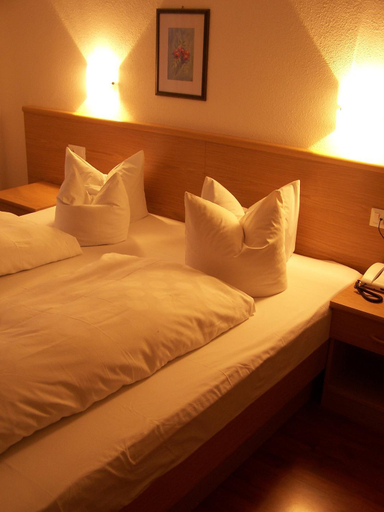 Bedroom, Hotel Etschquelle, Bolzano
