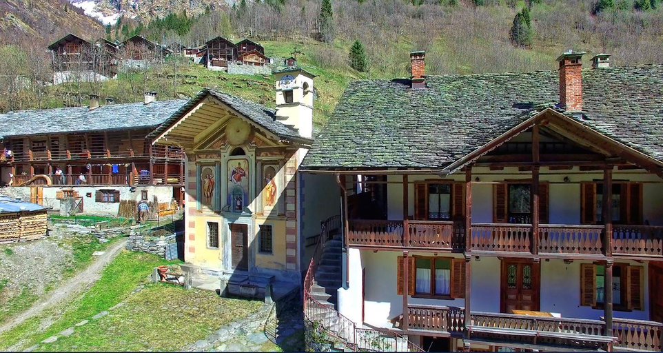 Exterior & Views 1, Hotel Montagna di Luce, Vercelli