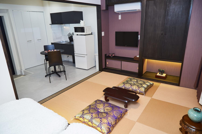 Bedroom 2, New City Hotel, Taitō