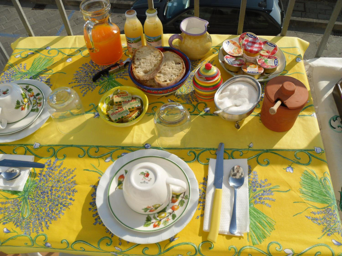 Food and beverages 2, I Cinque Sensi, Napoli