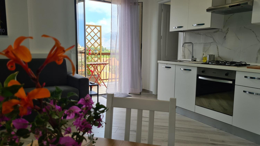 Others 5, Alberira Apartments, Palermo