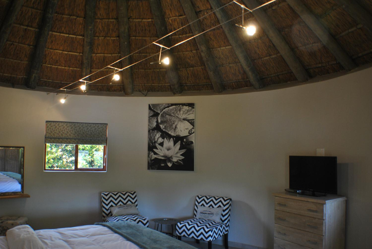Bedroom 3, Roundhouse Guesthouse, Cape Winelands