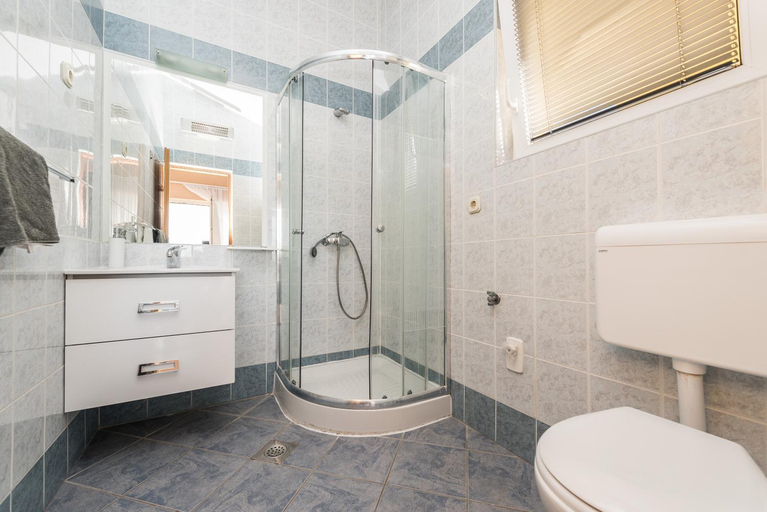 Bathroom, Apartments Danijela 1, Sukošan