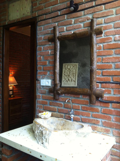 Bathroom 3, Satria Bungalow, Badung