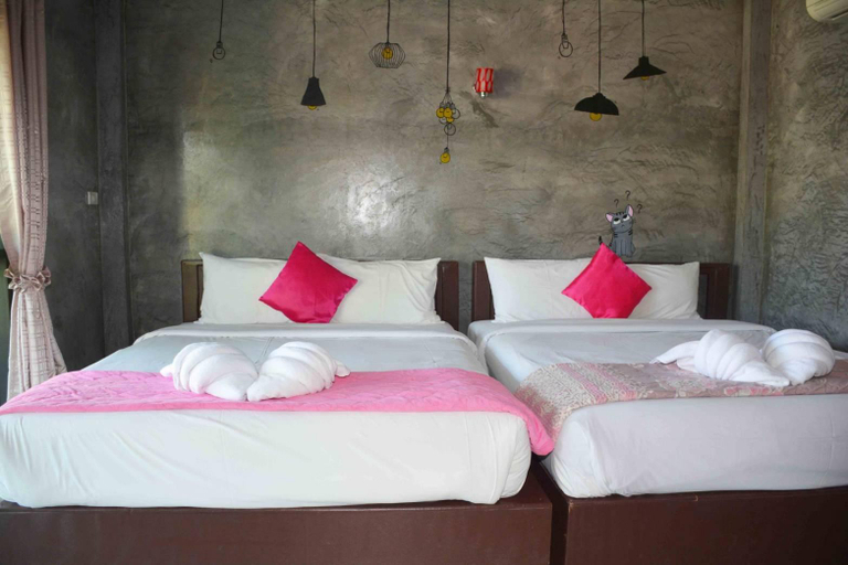 Bedroom 2, Pranburi Villas, Pran Buri